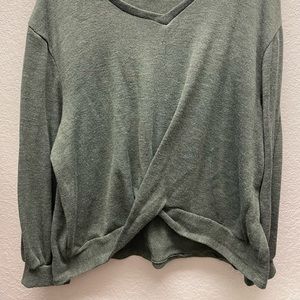 Soft long sleeve ✨